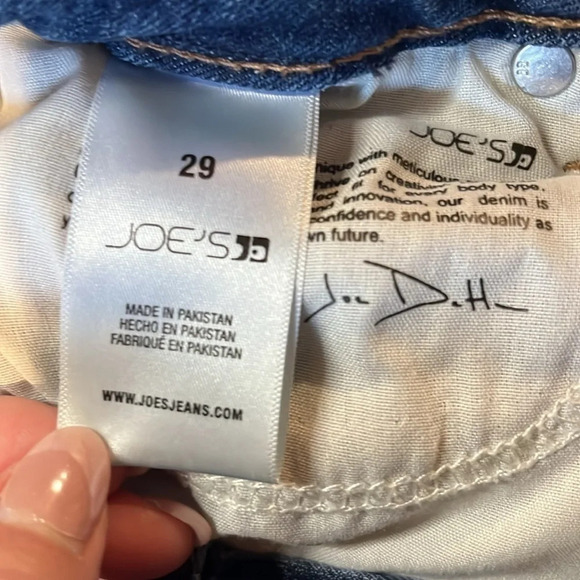 Joe's Jeans High Rise Skinny,  Medium Wash. Size 29. - Picture 8 of 9